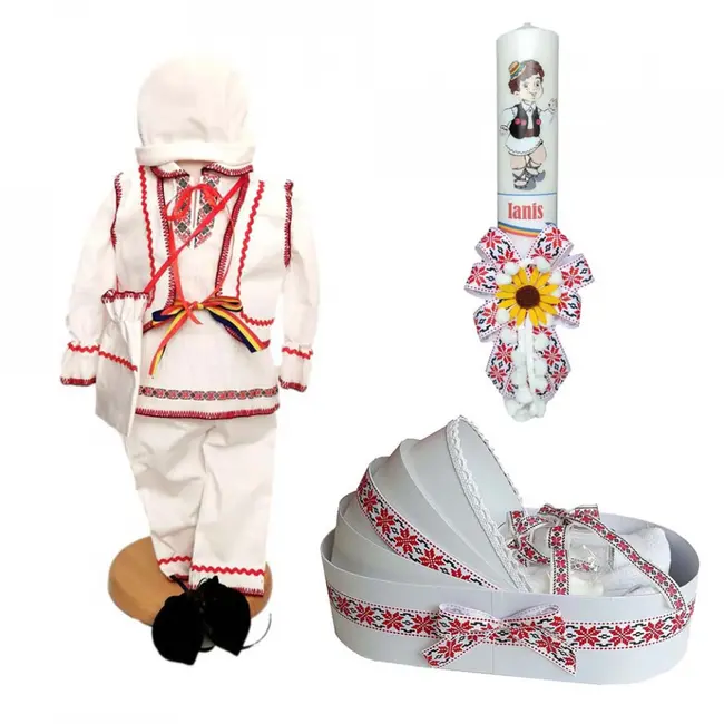 Set costumas traditional Baietel cu trusou botez si lumanare personalizata in decor rustic Denikos&reg; C9007 NIK5445