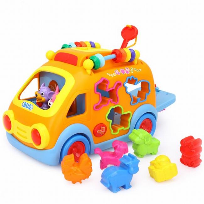CAMIONETA CU FORME SUNETE SI LUMINI VIV988