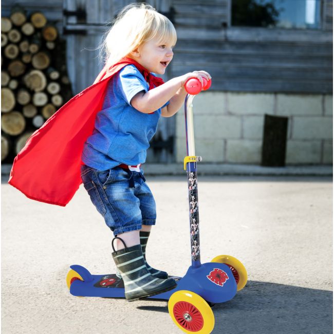 TROTINETA TWIST AND ROLL SPIDER-MAN VIV5004-50218