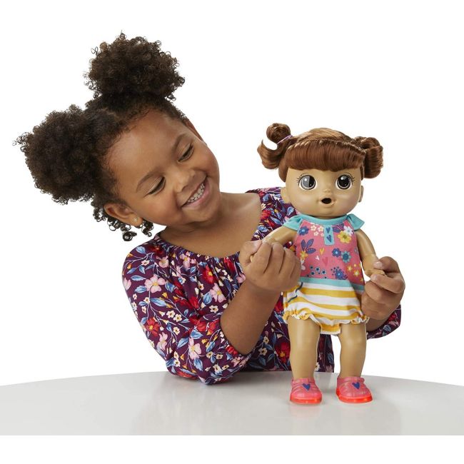BEBELUS SATEN BABY ALIVE PASESTE SI PANTOFII VOR LUMINA VIVE5248