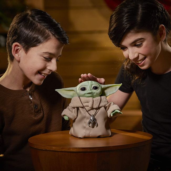 PLUS INTERACTIV STAR WARS THE CHILD ANIMATRONIC EDITION AKA BABY YODA VIVF1119