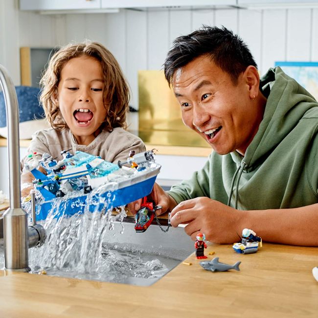 LEGO CITY  NAVA DE PATRULARE A POLITIEI 60277 VIVLEGO60277