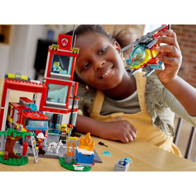 LEGO CITY STATIA DE POMPIERI 60320 VIVLEGO60320