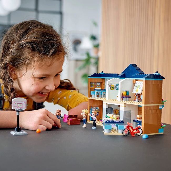 LEGO FRIENDS SCOALA ORASULUI HEARTLAKE VIVLEGO41682