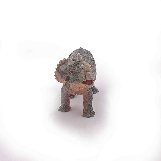PAPO FIGURINA DINOZAUR TRICERATOPS TANAR VIVPapo55036