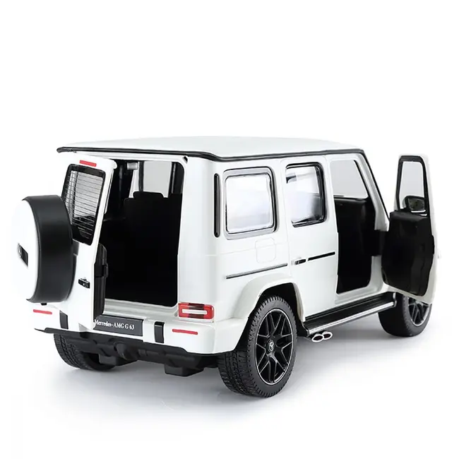 MASINA CU TELECOMANDA MERCEDES-BENZ G63 ALB SCARA 1 LA 24 VIVRas95800_Alb