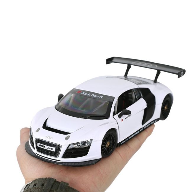 MASINUTA METALICA AUDI R8 ALB SCARA 1 LA 24 VIVRas56100_Alb