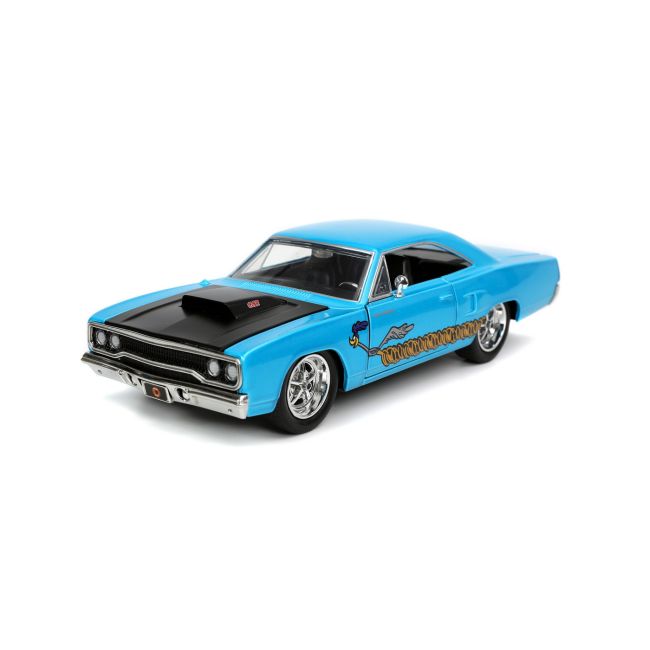 LOONEY TUNES ROAD RUNNER SET MASINUTA METALICA  1970 PLYMOUTH SCARA 1:24 SI FIGURINA WILE E COYOTE VIV253255028