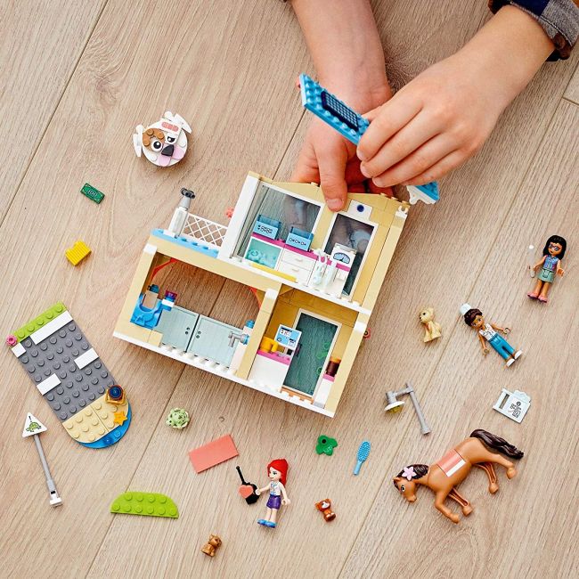 LEGO FRIENDS CLINICA VETERINARA HEARTLAKE CITY 41446 VIVLEGO41446