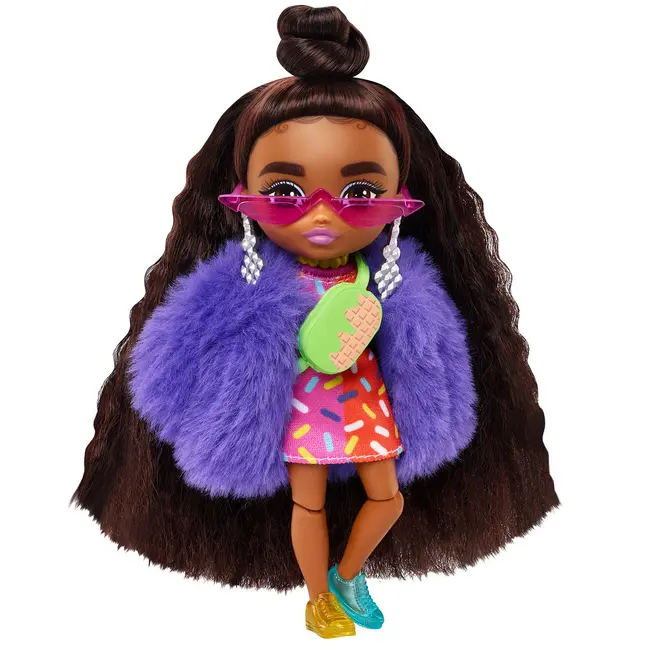 BARBIE PAPUSA BARBIE EXTRA MINI BRUNETA VIVMTHGP62_HGP63