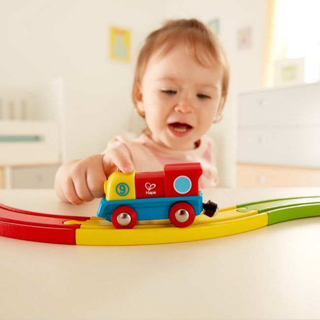 HAPE LOCOMOTIVA CURAJOASA VIVHapeE3820