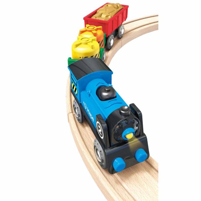 HAPE TREN MARFAR CU DOUA VAGOANE VIVHapeE3720