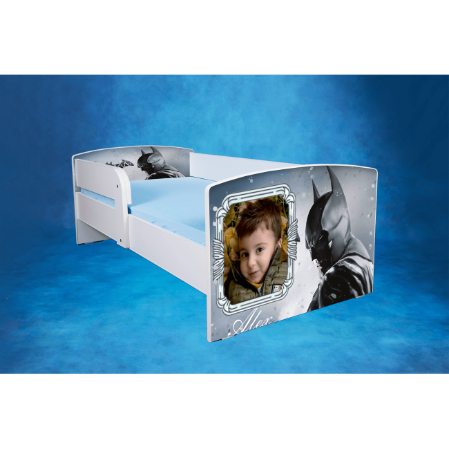 Pat Personalizabil Cu Poza Si Nume Baiat 2-12 Ani, Protectie Detasabila Batman, Cu Saltea SafeNest 160x80 Si Sertar -  Ptv2757