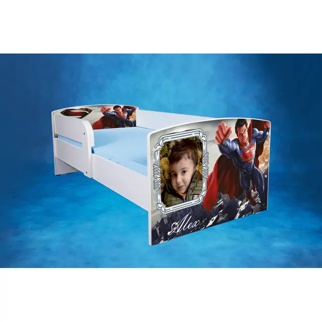 Patut Baieti 2-8 Ani Superman Cu Poza/nume Copil, Cu Saltea SafeNest 140x70 Si Sertar  Ptv2800