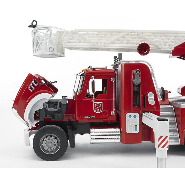 Bruder - Camion De Pompieri Mack Granite Cu Scara, Pompa De Apa Si Sirena ARTBR02821