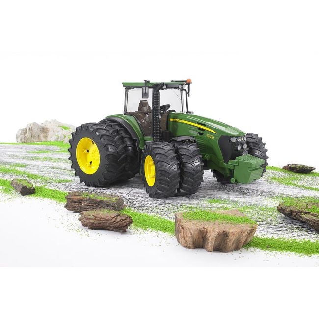 Bruder Tractor John Deere 7930 Cu Roti Duble ARTBR03052
