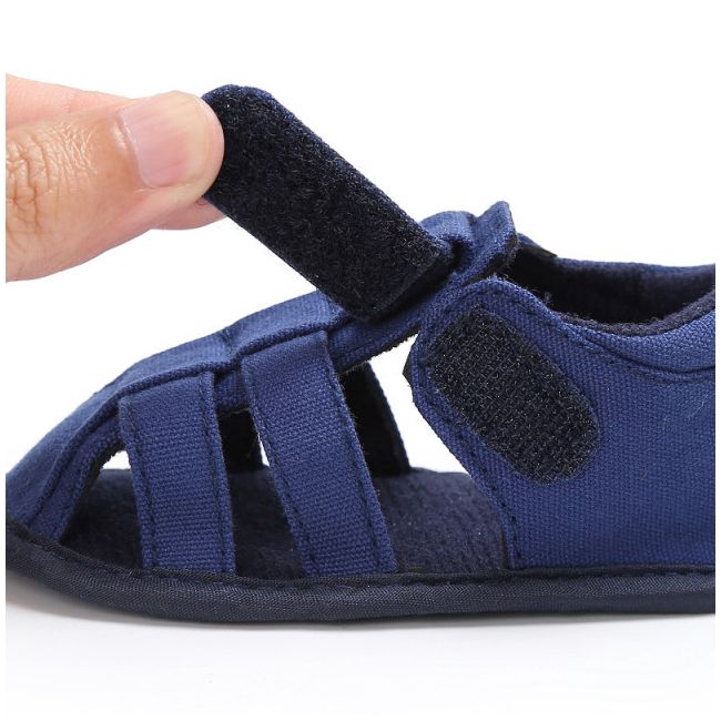 Sandalute bleumarine inchise in fata pentru baietei (marime disponibila: 3-6 luni (marimea 18 incaltaminte)) adc-331-5-ac9.3-6 luni (marimea 18 incaltaminte)
