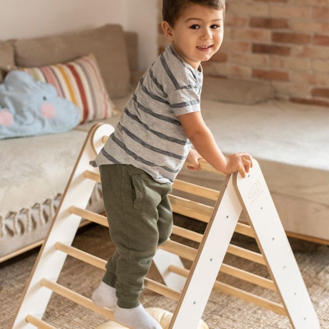 Scara Din Lemn Pentru Copii - Triunghi De Catarare Tip Pikler Montessori, Alb, Meowbaby Pjbwt0001