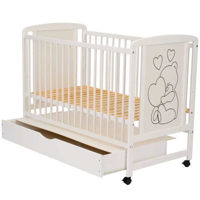 Qmini - Patut din lemn Timmi Heart 120x60 cm, Cu sertar, Cu roti, Din lemn de pin, MDF, Somiera reglabila, Alb + Saltea 12 cm BYNQMTIMH12CM02AL