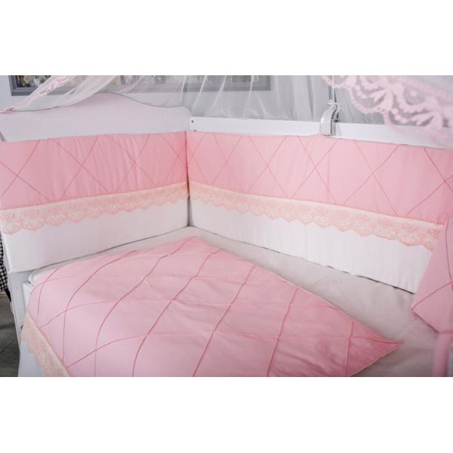 Lenjerie MyKids 11 piese Squars alb-roz cu baldachin 120x60 cm 00081652