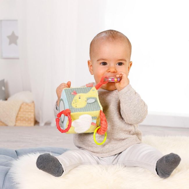 Cub din plus cu activitati - dinozaur