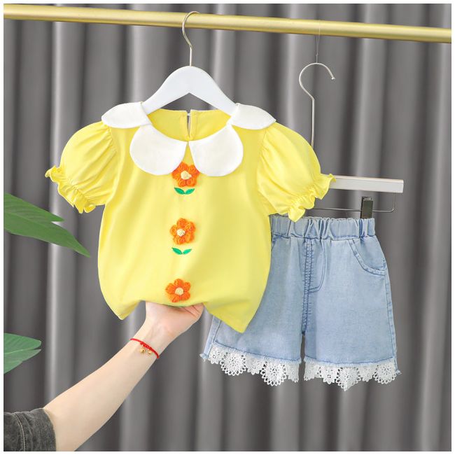 Costumas cu bluzita galbena si pantalonasi din blugi - Floricele MDXQ1966-1-dg