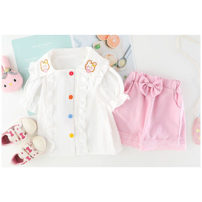 Costumas cu bluzita alba si pantalonasi scurti roz (marime disponibila: 2 ani) adxq1900-1-dg.2 ani