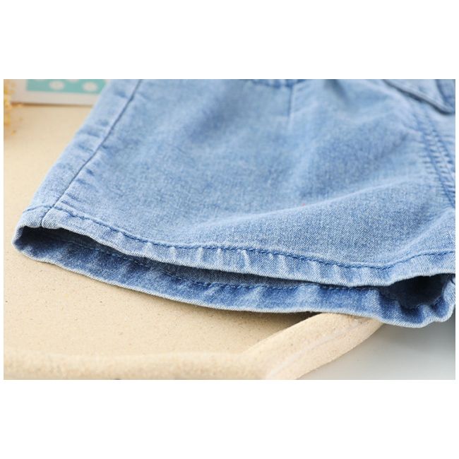 Costumas cu bluzita cu flori rosii si pantalonasi din blugi (marime disponibila: 6-9 luni (marimea 19 incaltaminte)) mbxq1895-1-dg.6-9 luni (marimea 19 incaltaminte)