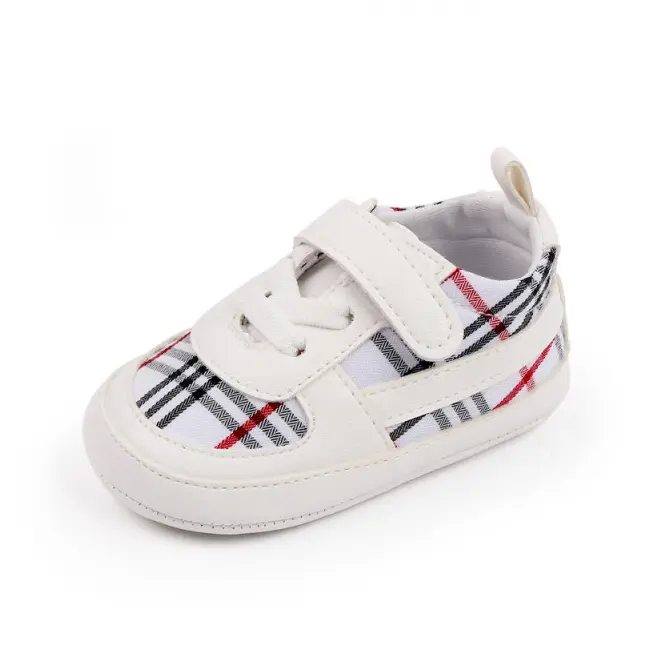 Pantofiori albi in carouri pentru baietei LID2772-1-p15