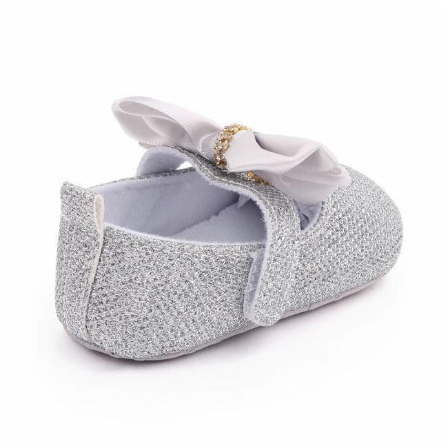 Pantofiori argintii cu strasuri si fundita din satin (marime disponibila: 9-12 luni (marimea 20 incaltaminte)) mbd2677-3-p01.9-12 luni (marimea 20 incaltaminte)