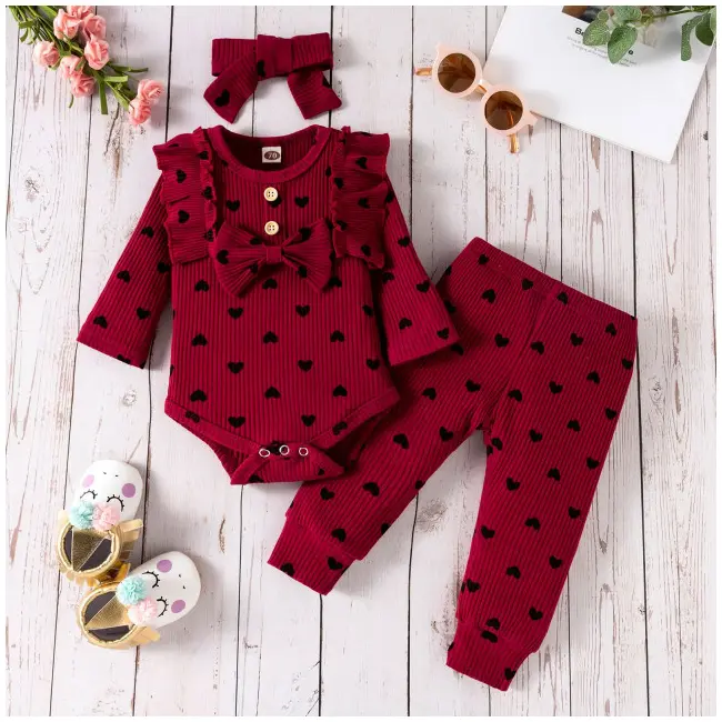 Compleu visiniu cu inimioare pentru fetite (marime disponibila: 6-9 luni (marimea 19 incaltaminte)) lic1209-1-de.6-9 luni (marimea 19 incaltaminte)