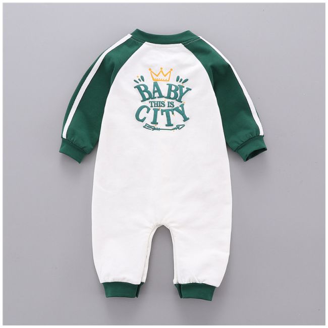 Salopeta alba cu insertie verde pentru baietei (marime disponibila: 9-12 luni (marimea 20 incaltaminte)) adcx266-2-de3.9-12 luni (marimea 20 incaltaminte)