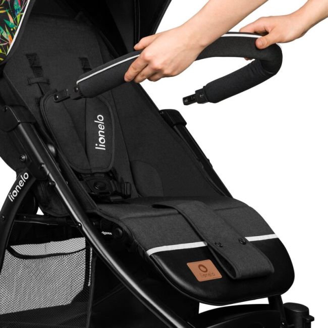 Lionelo - Carucior sport Annet Tour Dreamin, Editie Limitata, De la nastere, UPF 50+, Cu maner reglabil, Plasa de tantari, Suport biberon, Saculet pentru picioare, Pana la 22 kg, Negru BYNLO-ANNET_TOUR_DREAMIN