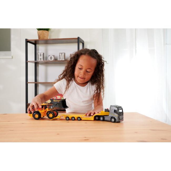 MAJORETTE VOLVO  CAMION SI INCARCATOR FRONTAL SCARA 1 LA 43 VIV213726000