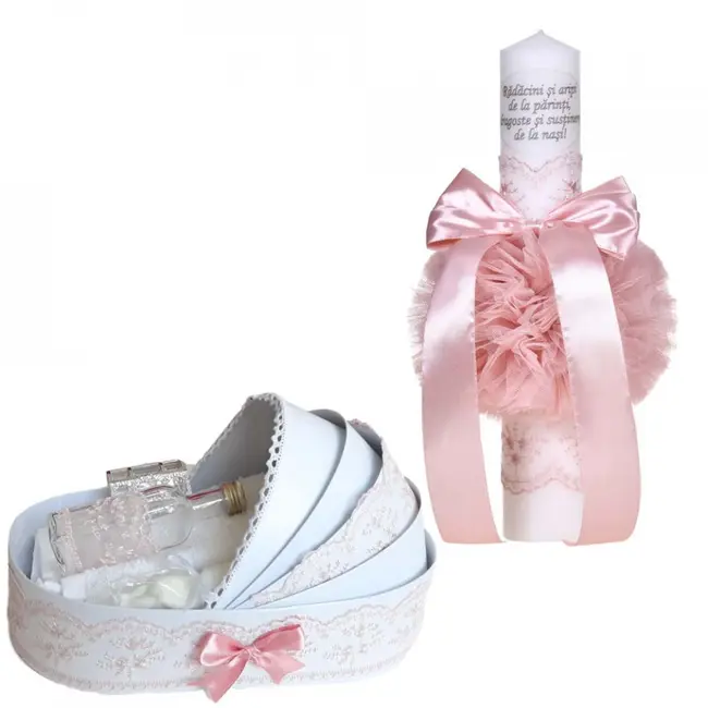 Set lumanare botez cu mesaj si trusou botez in landou Denikos&reg; C1070 pentru fetite, dantela lata roz pudra NKO5748