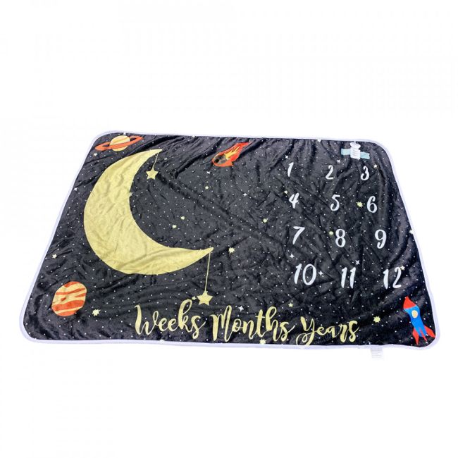 Paturica Milestone plusata pentru fotografii memorabile Luna neagra JEM2lun2