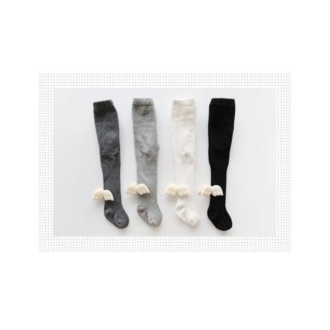 Dres cu aripioare (Culoare: Negru, Varsta: 2-4 ani) JEM1draripi5