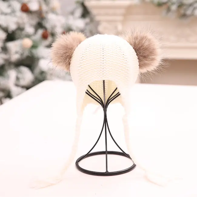 Caciulita Eva cu 2 pampoane (Culoare: Rosu) JEMdrl1112