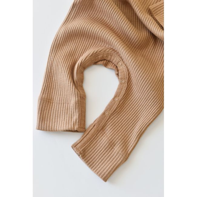 Salopeta cu maneca lunga si panataloni lungi din bumbac organic si modal - Maro (Marime: 9-12 luni) JEMBC-CSYM11414-9