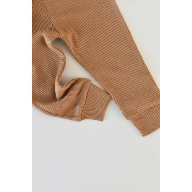 Set 3 piese: body cu maneca lunga, panataloni lungi si caciulita din bumbac organic si modal - Maro (Marime: 12-18 Luni) JEMBC-CSYM22506-12