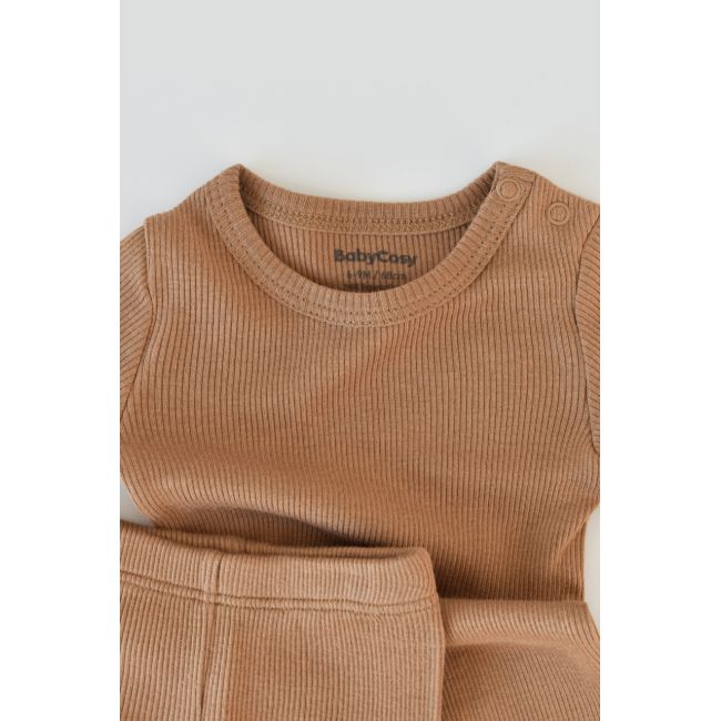 Set 3 piese: body cu maneca lunga, panataloni lungi si caciulita din bumbac organic si modal - Maro (Marime: 6-9 luni) JEMBC-CSYM22506-6