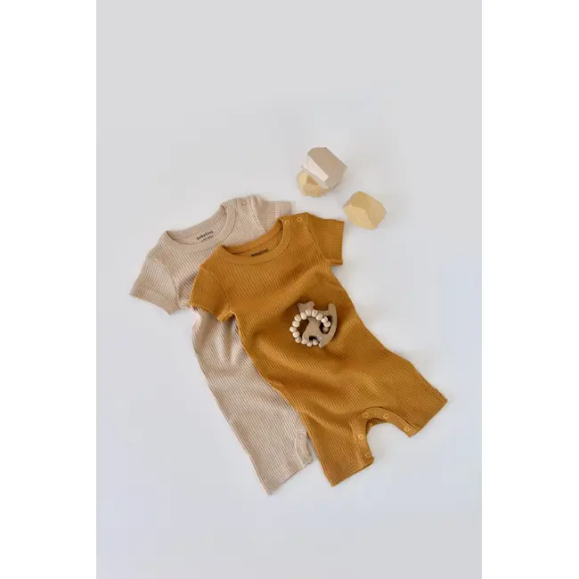Set de 2 salopetele cu maneca scurta din bumbac organic si modal - Mustar/ Somon (Marime: 6-9 luni) JEMBC-CSYM11404-6