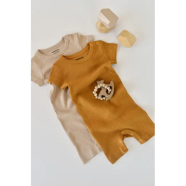 Set de 2 salopetele cu maneca scurta din bumbac organic si modal - Mustar/ Somon (Marime: 6-9 luni) JEMBC-CSYM11404-6