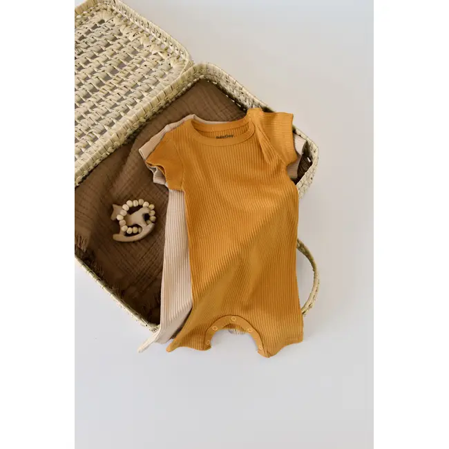 Set de 2 salopetele cu maneca scurta din bumbac organic si modal - Mustar/ Somon (Marime: 6-9 luni) JEMBC-CSYM11404-6