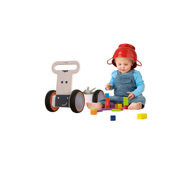 Jucarie din lemn 3 in 1 Vacuta DriveMe Soft: masinuta ride-on, premergator si carucior de jucarii MamaToyz JEMMtyz_rideonsoft2