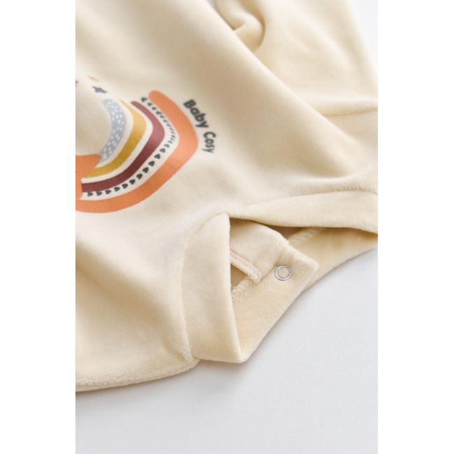 Salopeta Curcubeu cu maneca lunga si botosei din 80%bumbac organic si 20% poliester - Crem, Baby Cosy (Marime: 3-6 Luni) JEMBC-CSYK6001-3