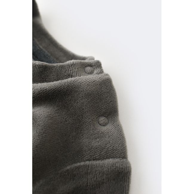 Set Curcubeu cu bluzita cu maneca lunga si panataloni lungi din 80%bumbac organic si 20% poliester - Antracit, Baby Cosy (Marime: 6-9 luni) JEMBC-CSYK6007-6