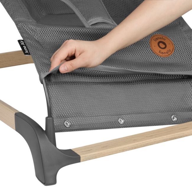 Lionelo - Fotoliu balansoar June AIR, Cu arcada cu jucarii, Ergonomic, Permite circulatia aerului, Balansare manuala, Pliabil, 0 luni+, Gri BYNLO-JUNE_AIR_GREY_STONE