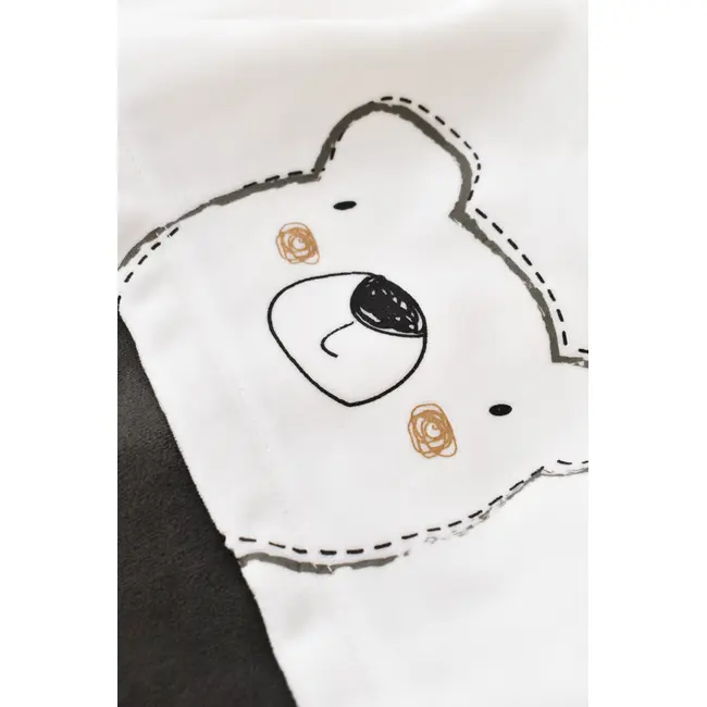 Salopeta Ursulet cu maneca lunga si botosei din 80%bumbac organic si 20% poliester - Antracit, Baby Cosy (Marime: 6-9 luni) JEMBC-CSYK6011-6