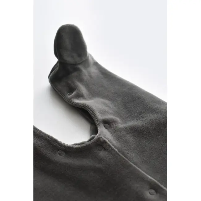 Set Broscuta cu salopeta si body din 80%bumbac organic si 20% poliester - Antracit, Baby Cosy (Marime: 6-9 luni) JEMBC-CSYK6020-6